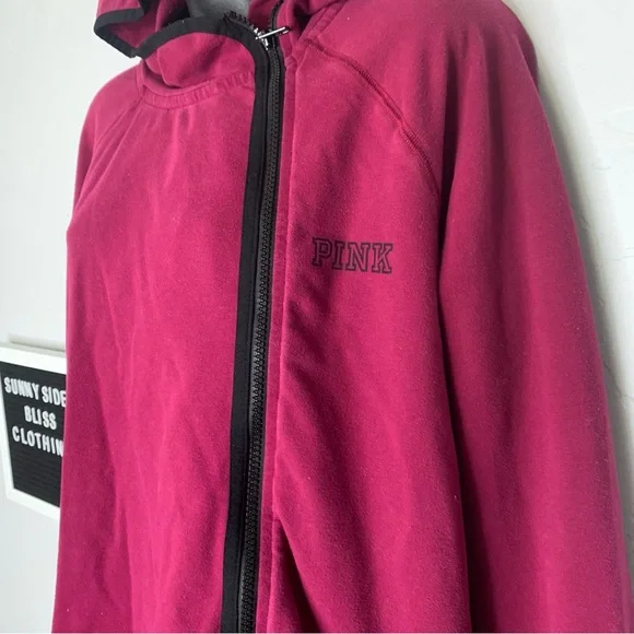 PINK Victoria’s Secret Burgundy Full Zip Asymmetrical Hoodie Size Medium - Picture 5 of 15